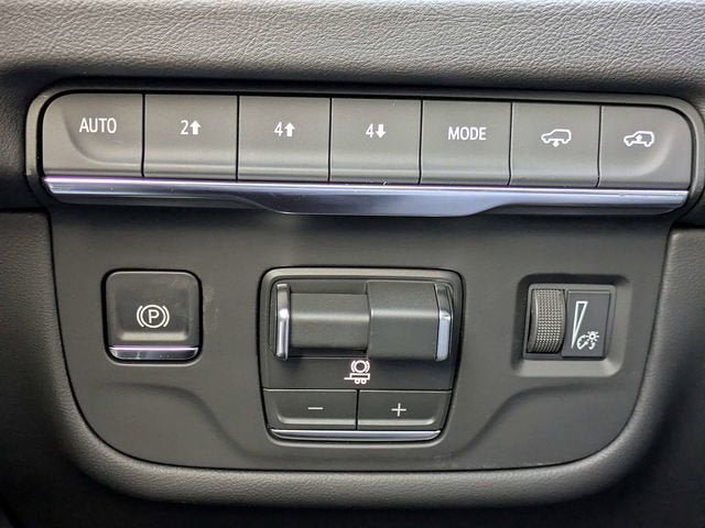 New 2026 Cadillac Escalade Luxury w/ Touring Package image 27