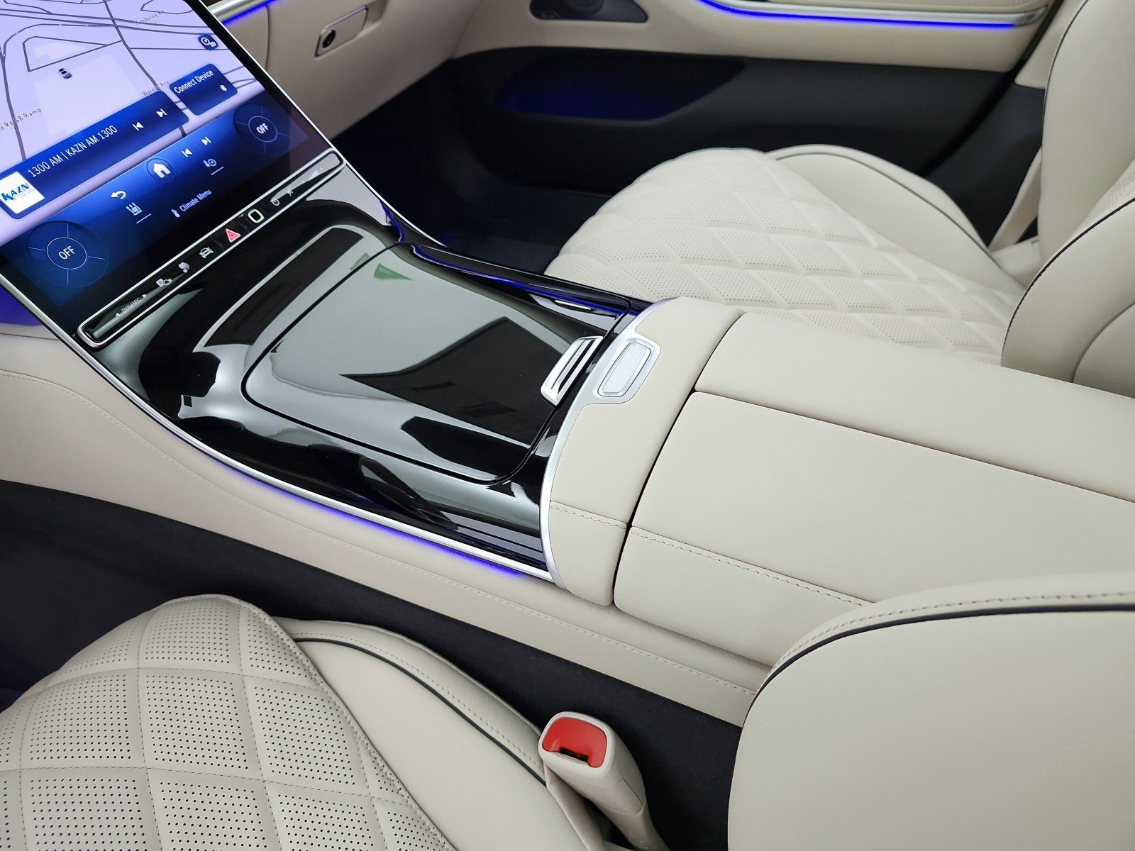 New 2026 Mercedes-Benz S 580e 4MATIC Sedan image 10