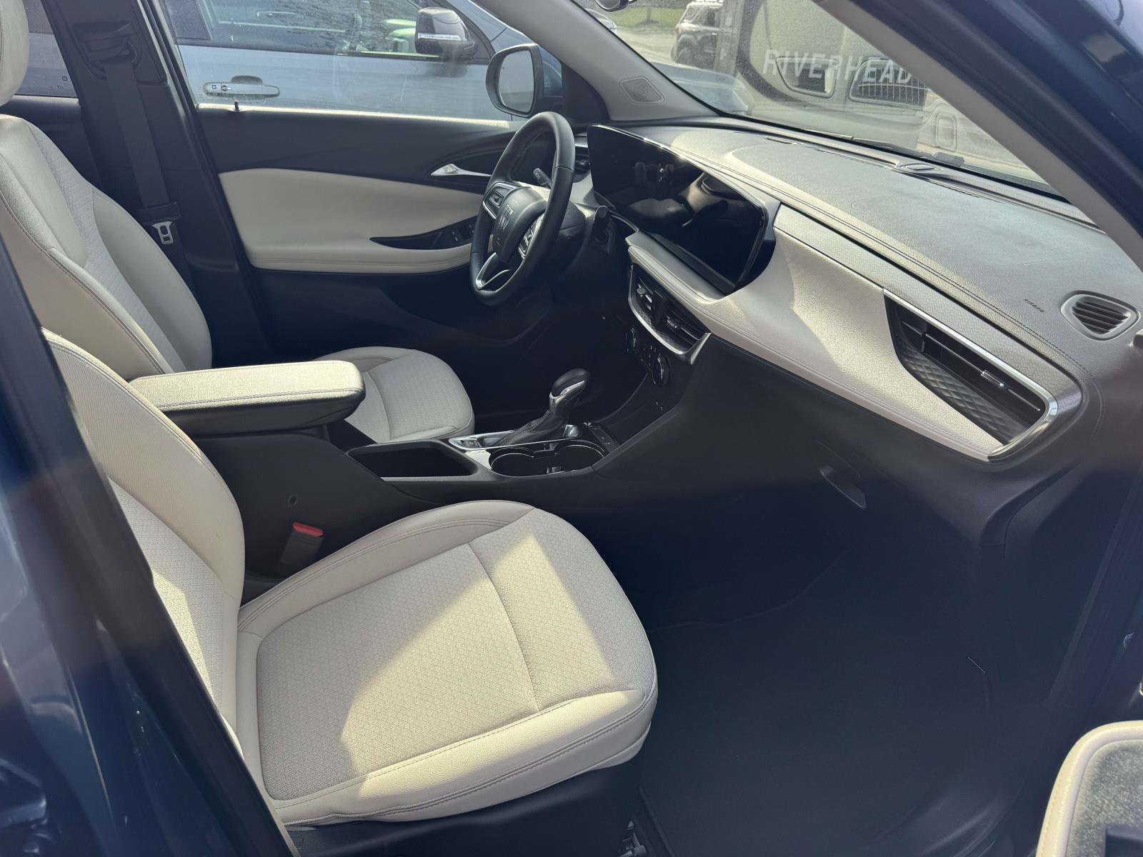 Used 2024 Buick Encore GX Preferred image 39