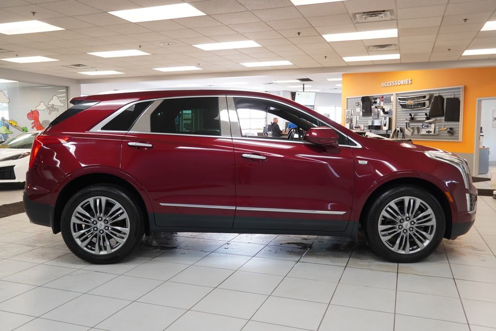 Used 2017 Cadillac XT5 Premium Luxury w/ Advanced Security Package FWD image 15