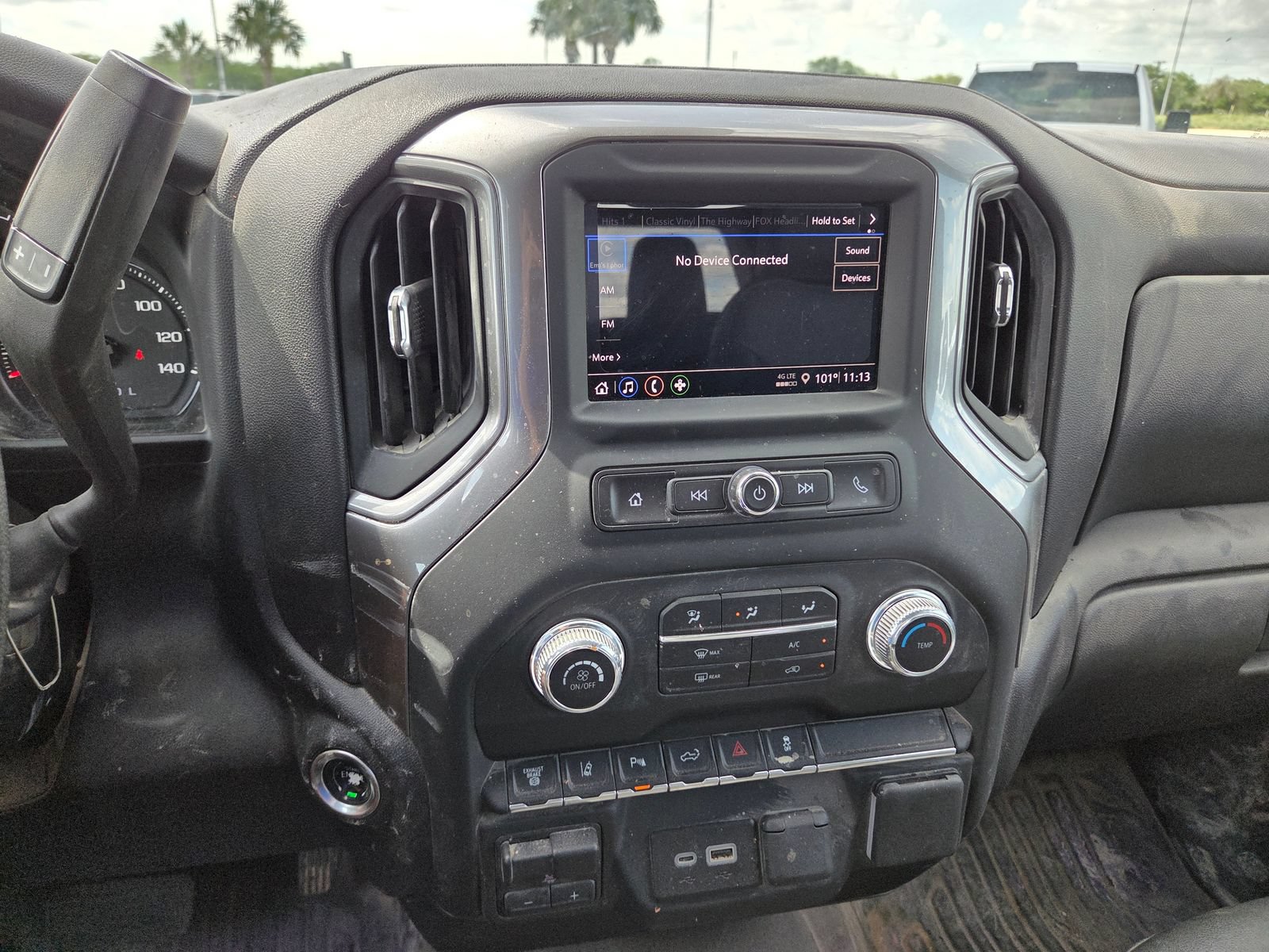 Used 2024 GMC Sierra 3500 Pro AWD/4WD image 10