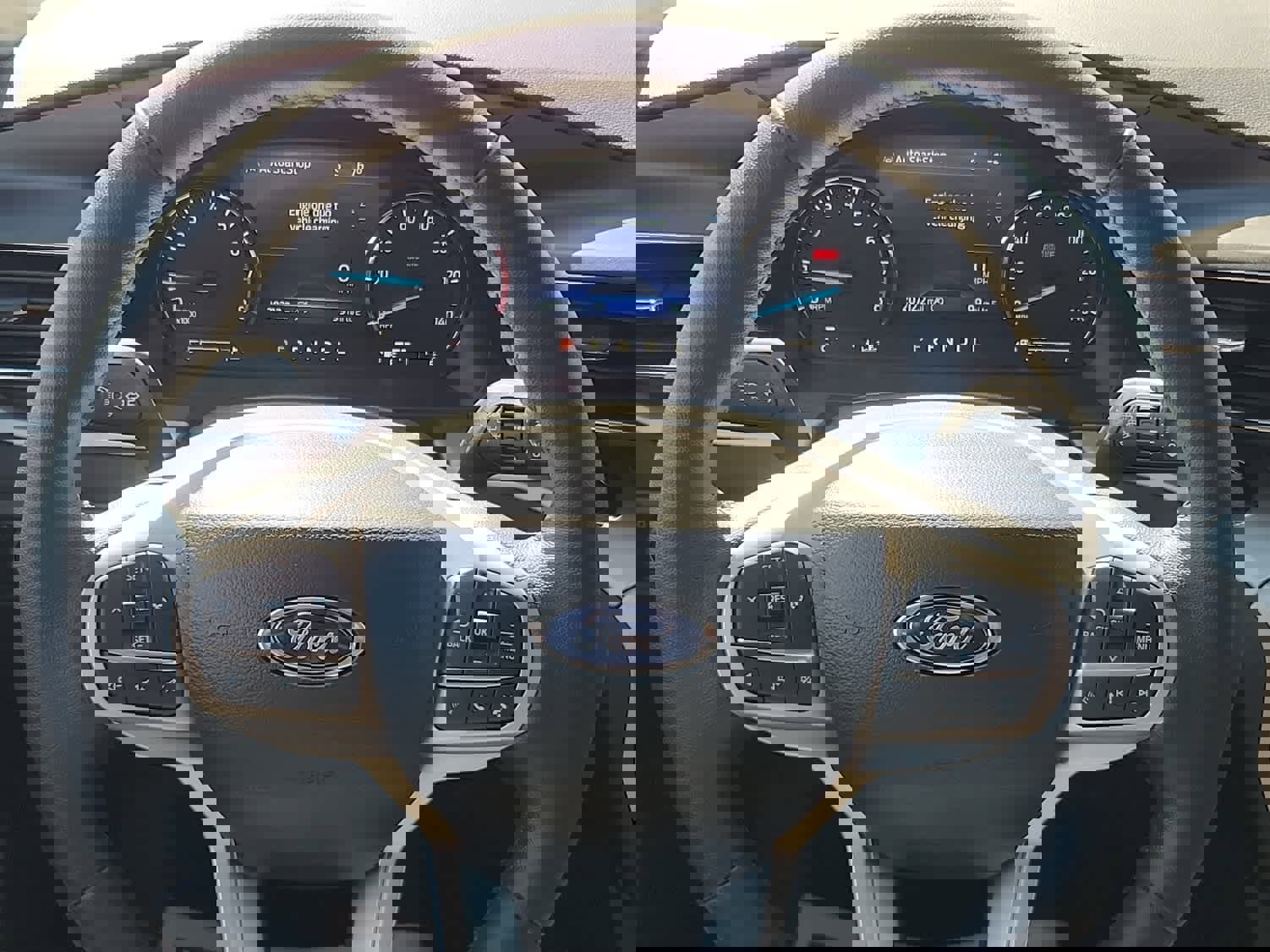 Used 2023 Ford Explorer XLT w/ Equipment Group 202A image 17