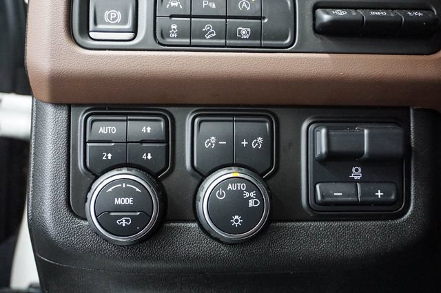 Used 2024 Chevrolet Tahoe High Country AWD/4WD image 6