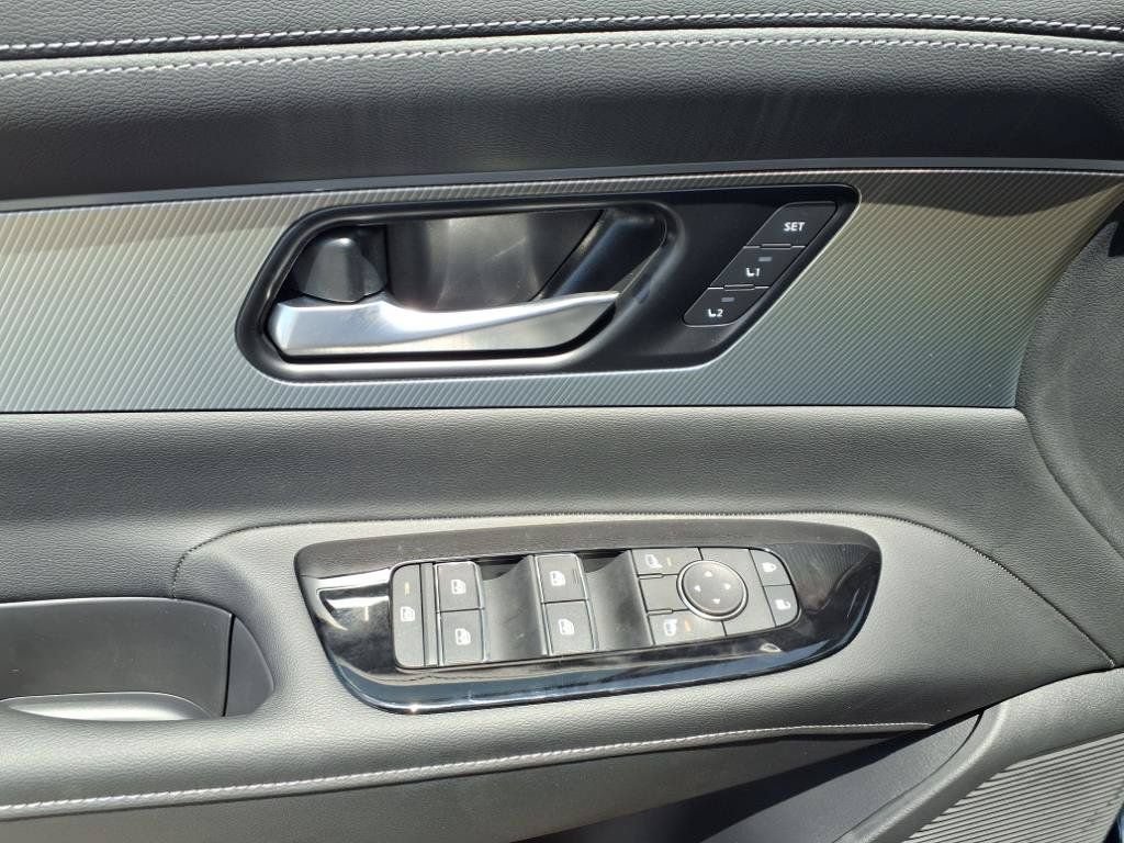 New 2025 Nissan Murano SL w/ Cargo Package AWD/4WD image 12