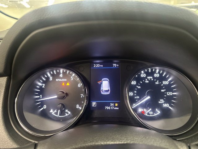 Used 2018 Nissan Rogue SL FWD image 12