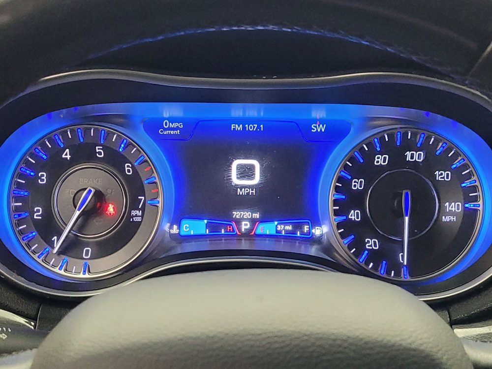 Used 2021 Chrysler 300 Touring w/ Sport Appearance Package RWD image 23