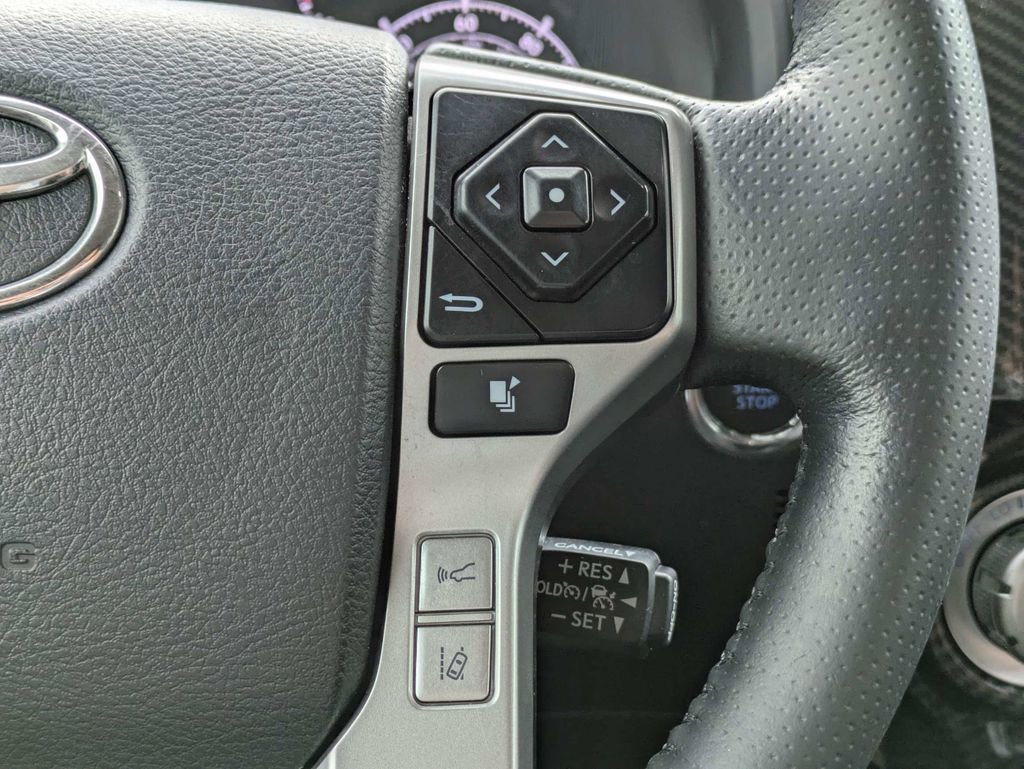 Used 2023 Toyota 4Runner SR5 Premium w/ Moonroof Package RWD image 34