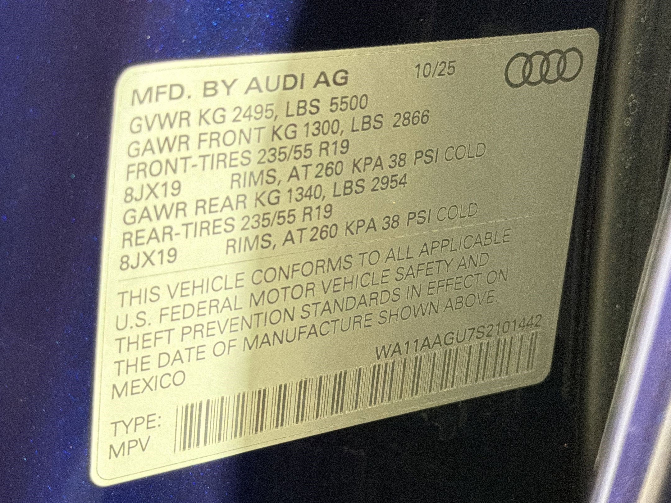 Used 2025 Audi Q5 Premium w/ Convenience Package image 21