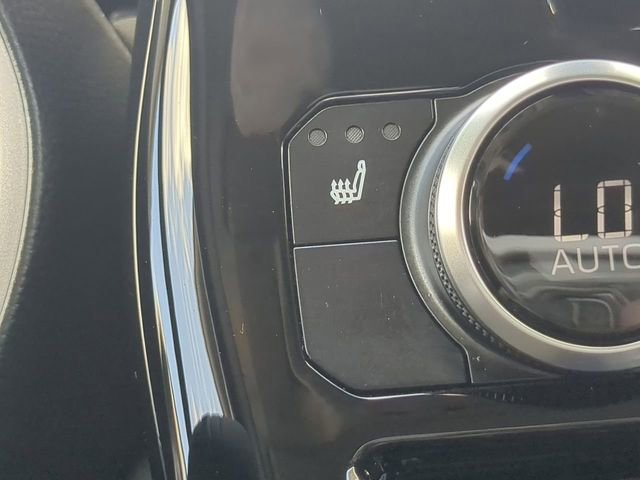 Certified 2025 Toyota Highlander XLE image 23