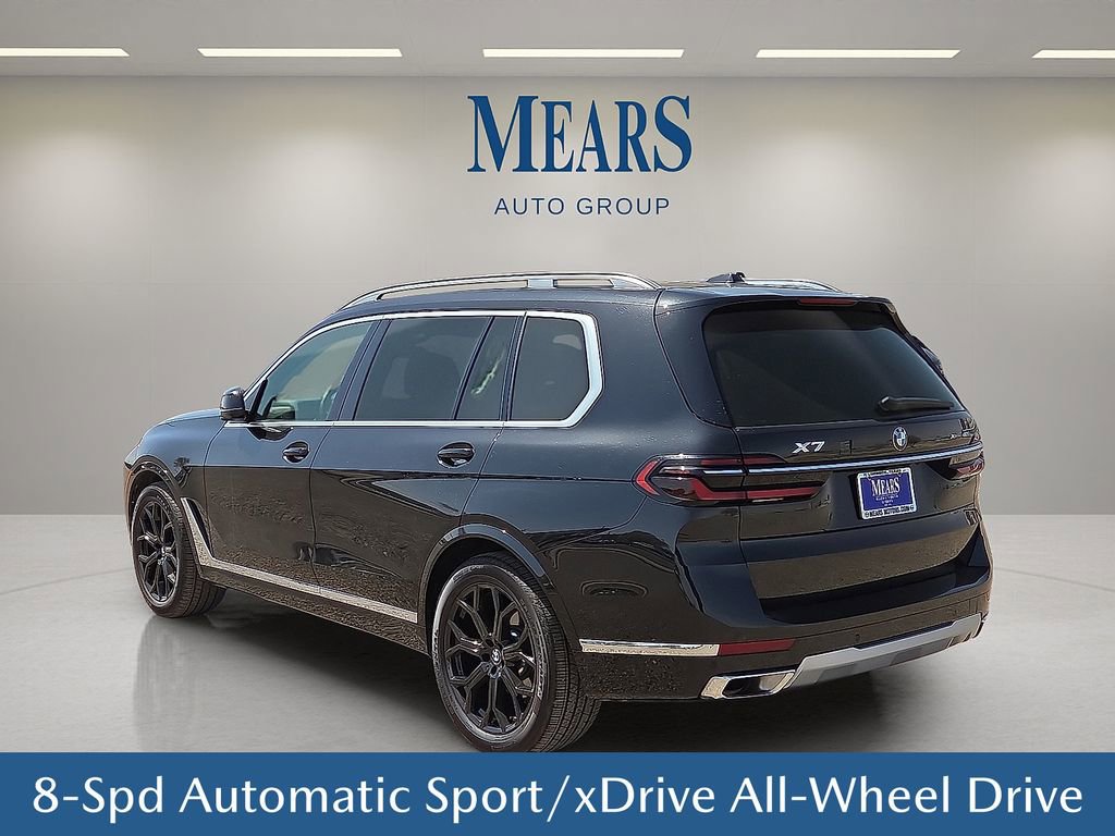 Used 2023 BMW X7 xDrive40i image 4