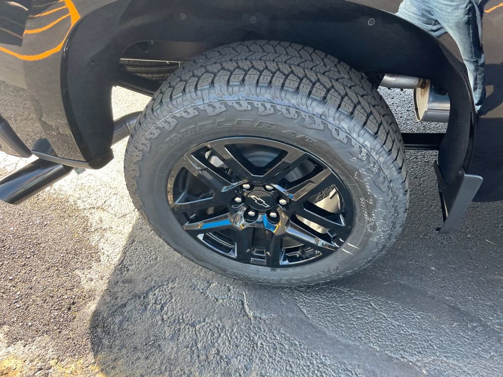 New 2026 Chevrolet Silverado 1500 Custom w/ Turbomax Blackout Package image 31