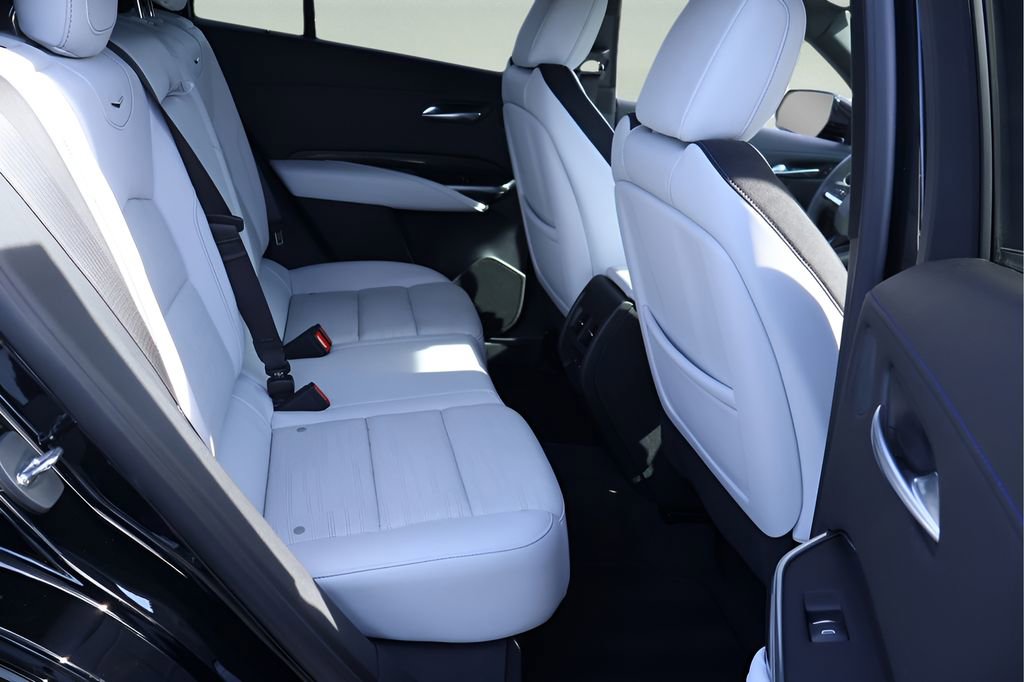 Certified 2024 Cadillac XT4 Sport image 16