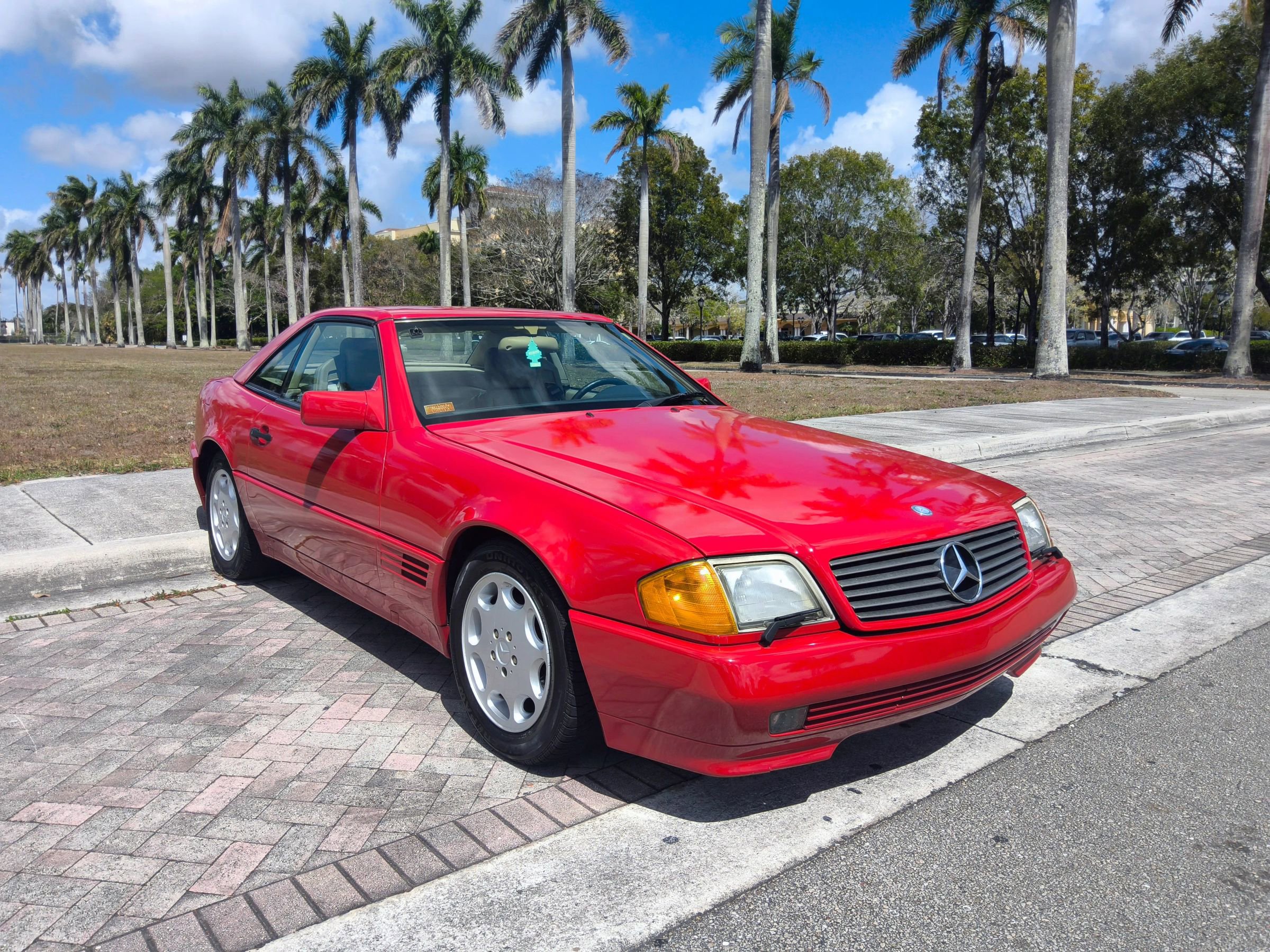 Used 1993 Mercedes-Benz 500 SL image 1