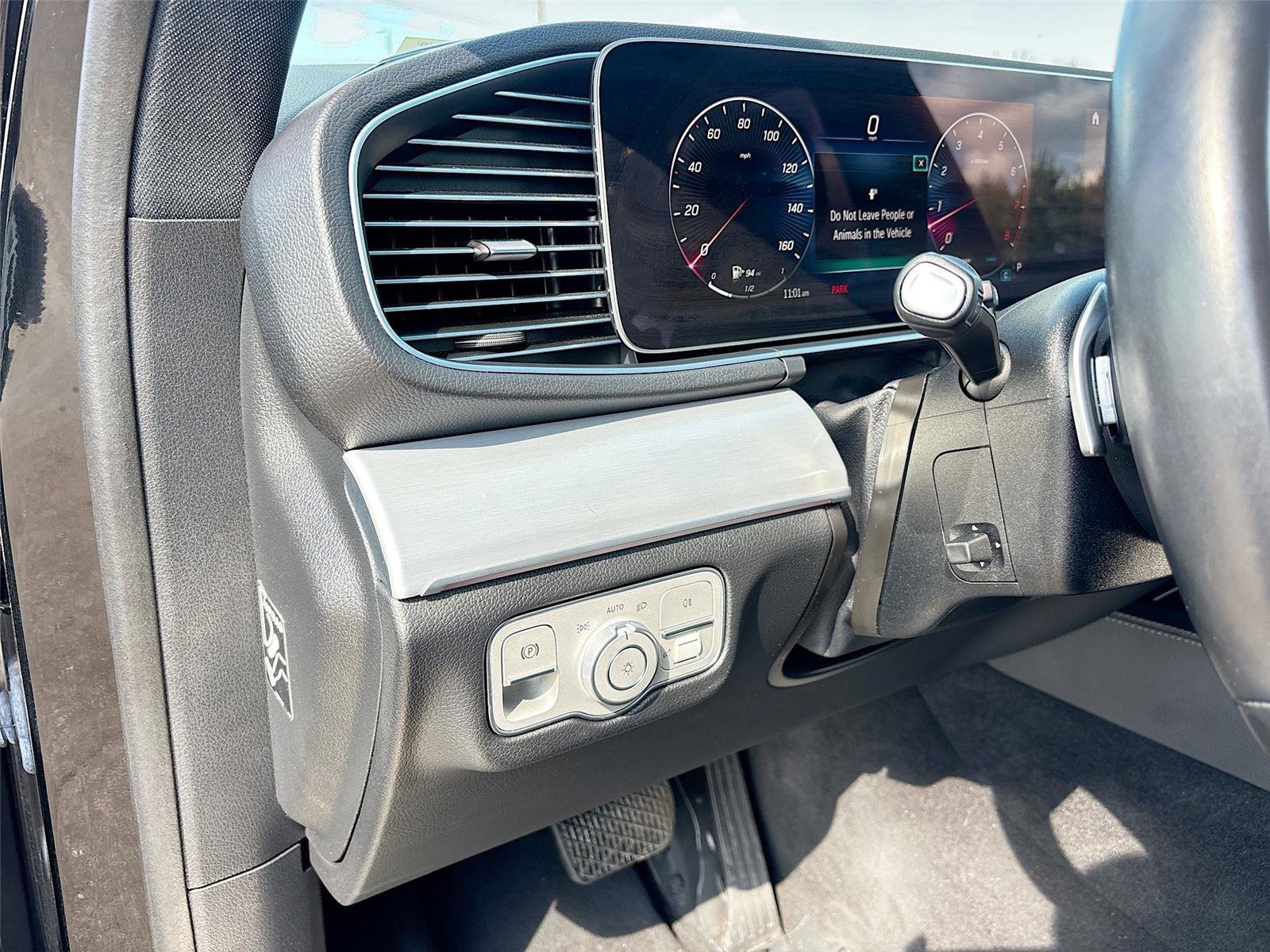 Used 2024 Mercedes-Benz GLE 350 4MATIC image 10