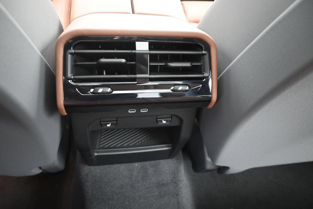 New 2027 BMW 540i xDrive w/ Premium Package AWD/4WD image 18