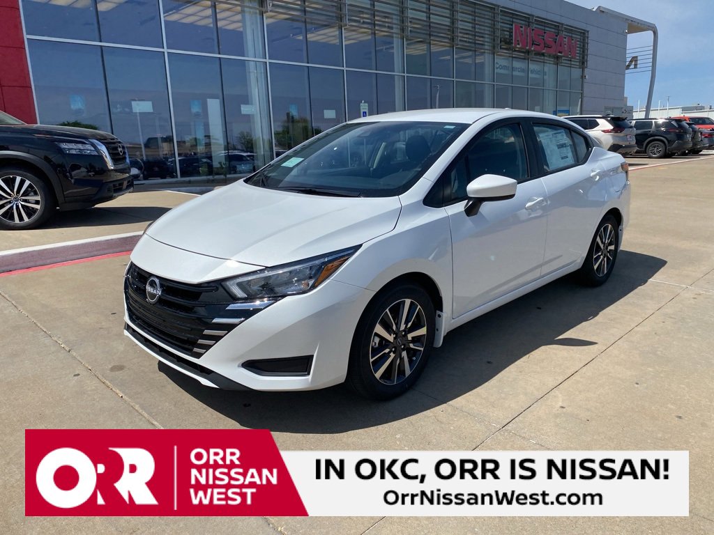 New 2025 Nissan Versa SV w/ Trunk Package