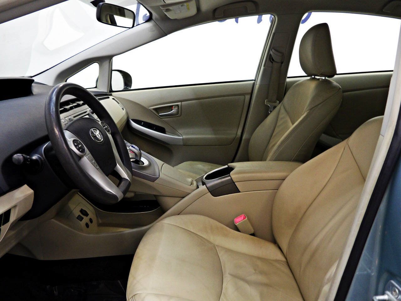Used 2012 Toyota Prius Two FWD image 8