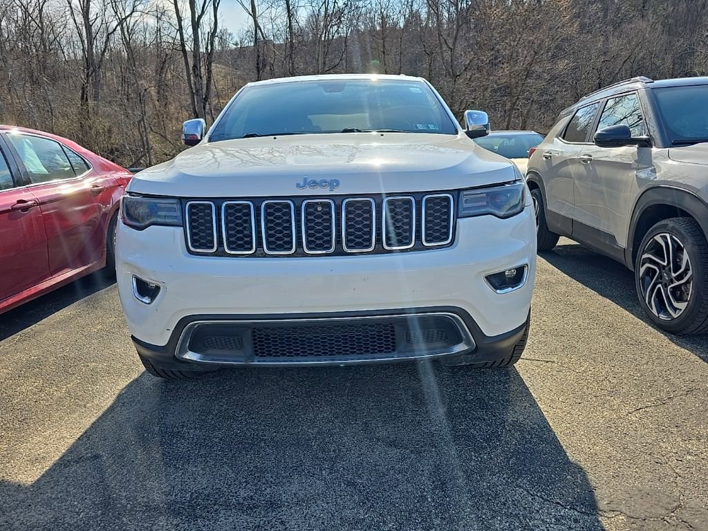 Used 2019 Jeep Grand Cherokee Limited w/ Luxury Group II image 2