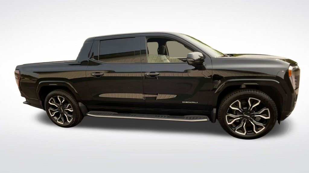 New 2025 GMC Sierra EV Denali video 2
