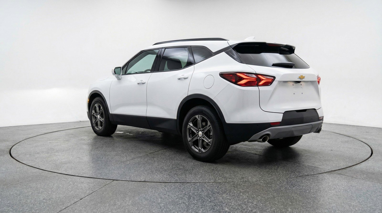 Used 2025 Chevrolet Blazer LT image 6