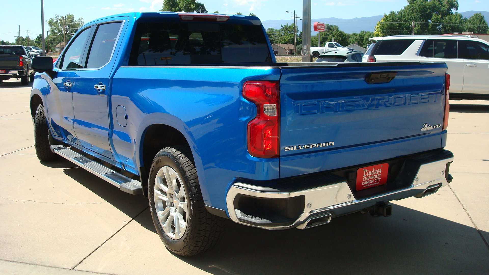 Used 2023 Chevrolet Silverado 1500 LTZ AWD/4WD image 6