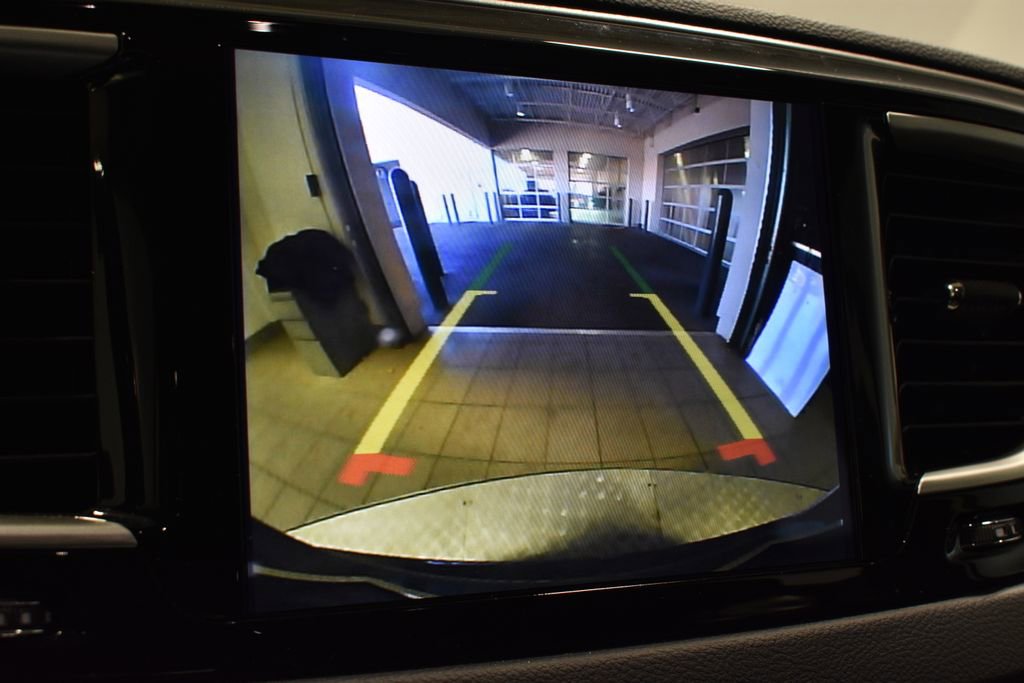 Used 2020 Chrysler Pacifica Touring-L Plus image 24