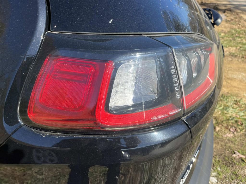 Used 2023 Jeep Cherokee Altitude Lux image 8