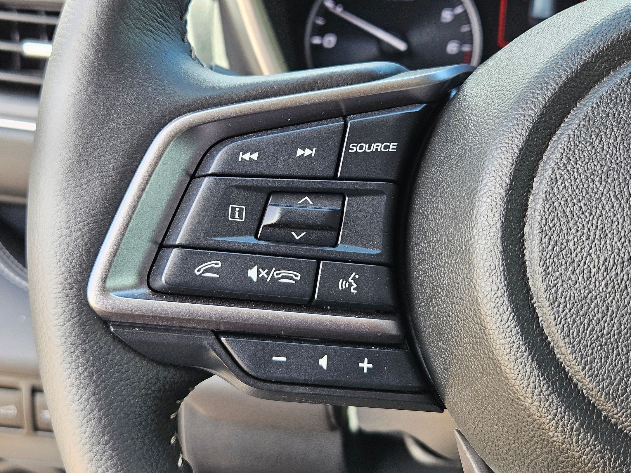 Used 2025 Subaru Ascent Limited AWD/4WD image 18