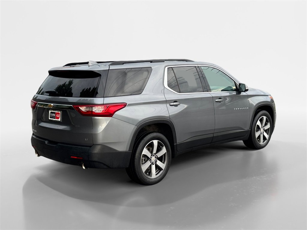 Used 2021 Chevrolet Traverse LT w/ LT Premium Package image 7