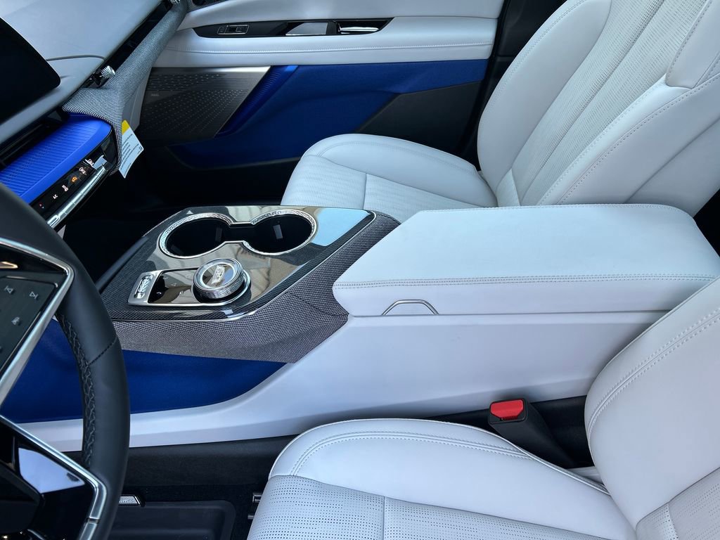 New 2026 Cadillac Optiq Sport 2 image 36