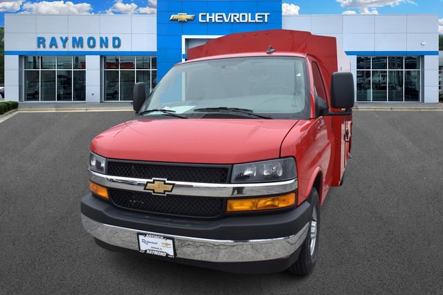 New 2026 Chevrolet Express 3500 w/ Power Convenience Package image 8