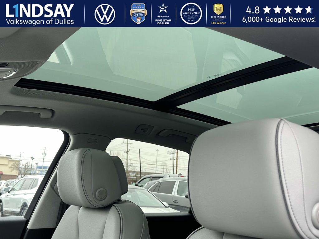 Used 2023 Audi Q5 e Premium Plus w/ Premium Plus Package image 23