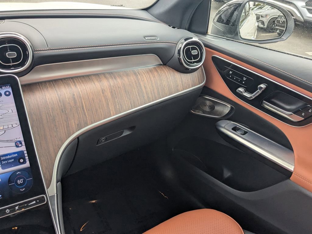 Certified 2024 Mercedes-Benz GLC 300 4MATIC image 5