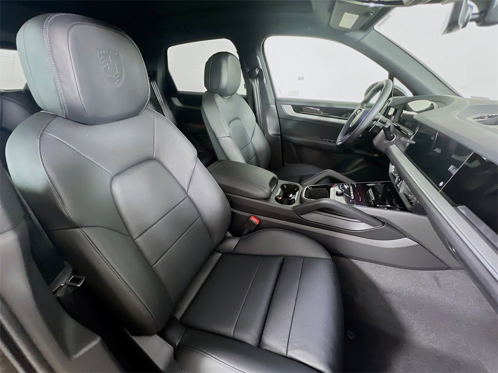 New 2026 Porsche Cayenne E-Hybrid image 30