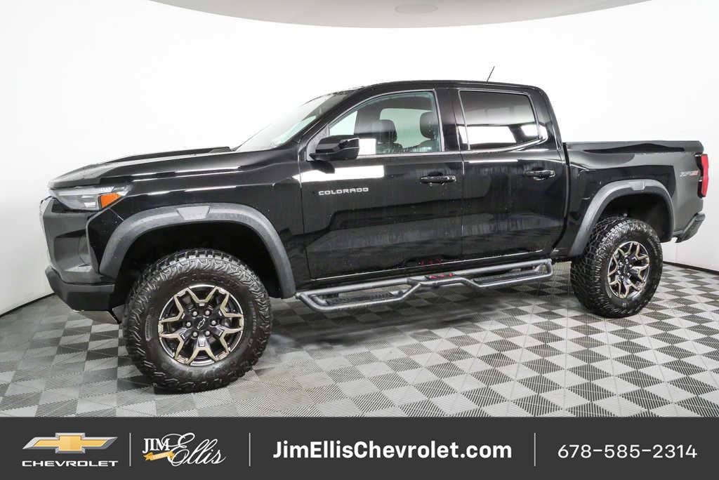 Certified 2024 Chevrolet Colorado ZR2 w/ ZR2 Convenience Package III AWD/4WD image 31
