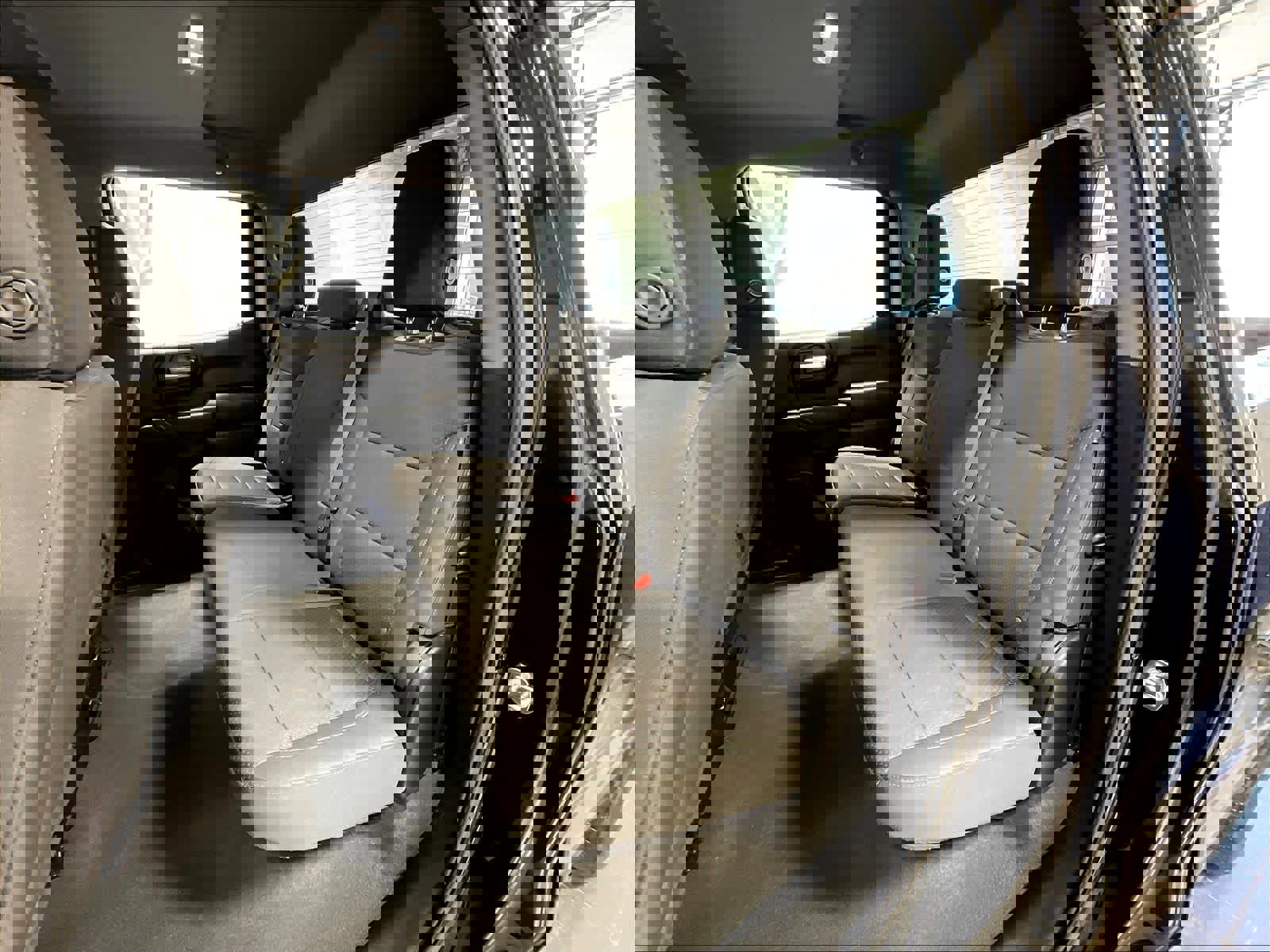 Used 2023 GMC Sierra 1500 Pro w/ Graphite Edition image 15