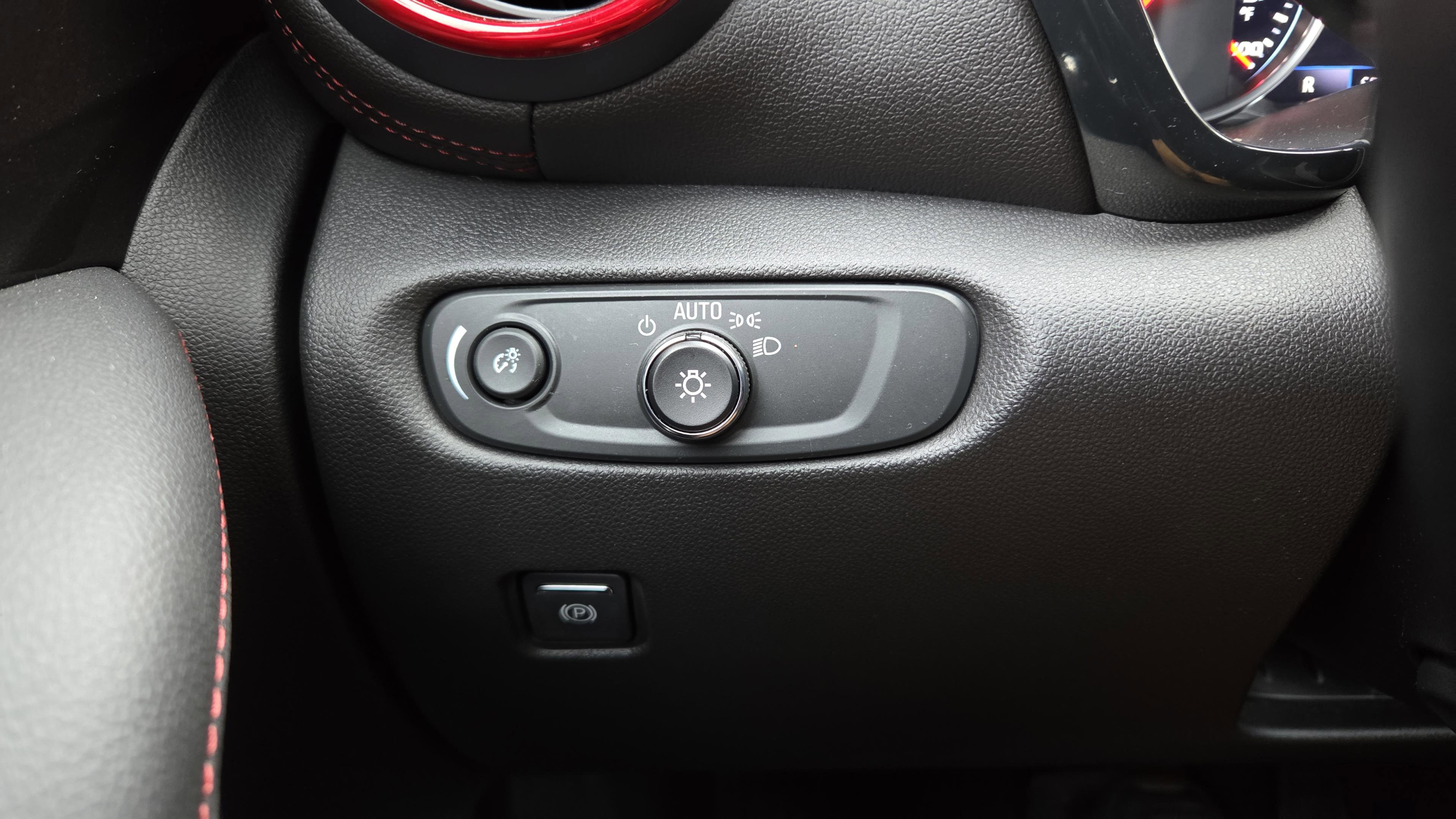 Used 2019 Chevrolet Blazer RS image 15