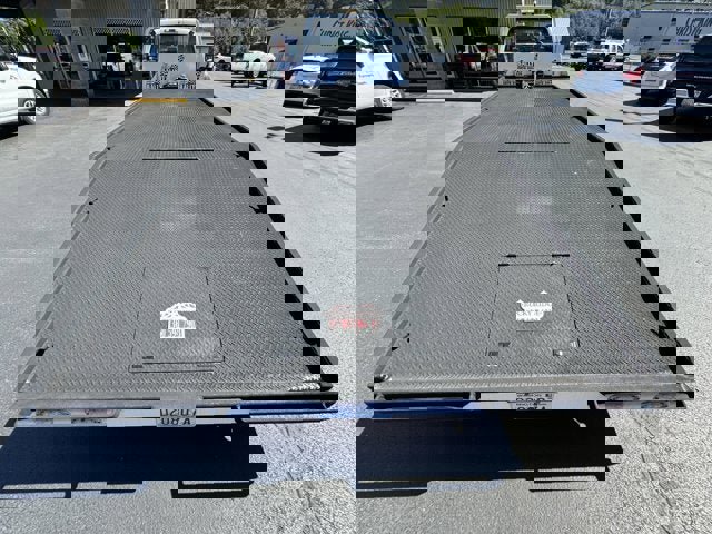 Used 2015 Ford F550 2WD Regular Cab Super Duty image 5