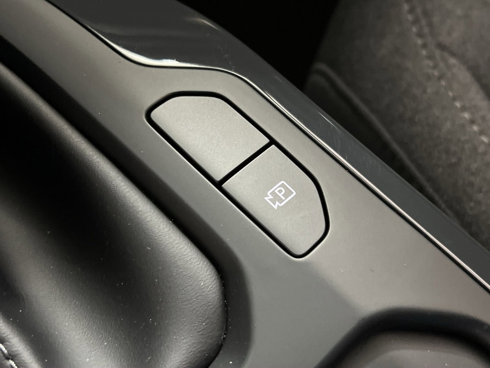 New 2025 Kia K4 EX image 31