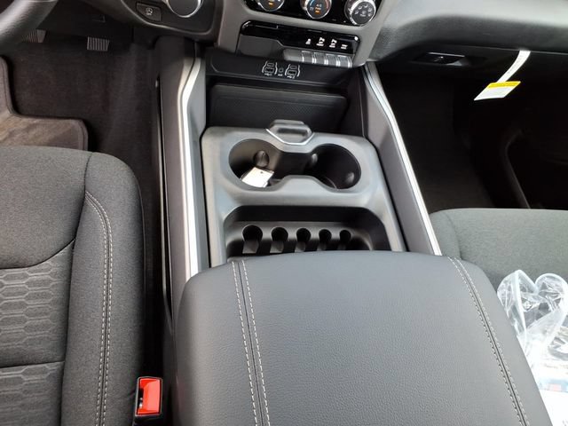 New 2026 RAM 1500 Express AWD/4WD image 15