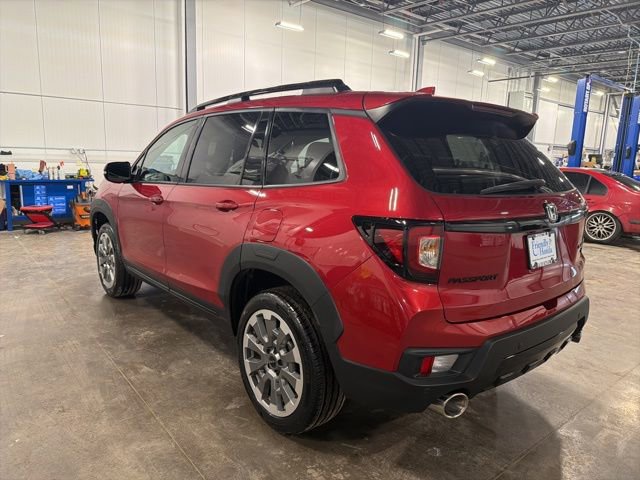 Used 2025 Honda Passport Black Edition image 3