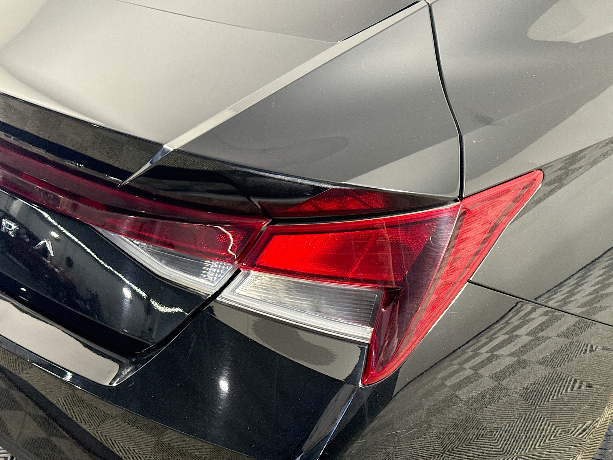 Used 2023 Hyundai Elantra SEL FWD image 34
