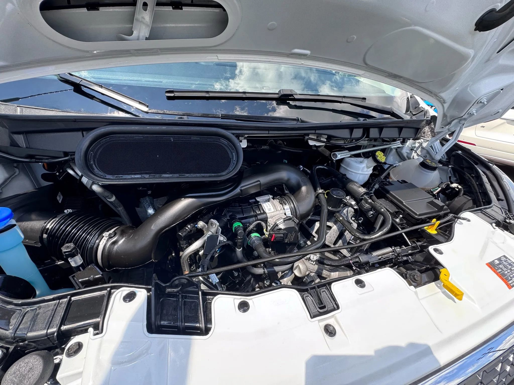 Used 2023 Ford Transit 250 Low Roof w/ Exterior Upgrade Package image 31