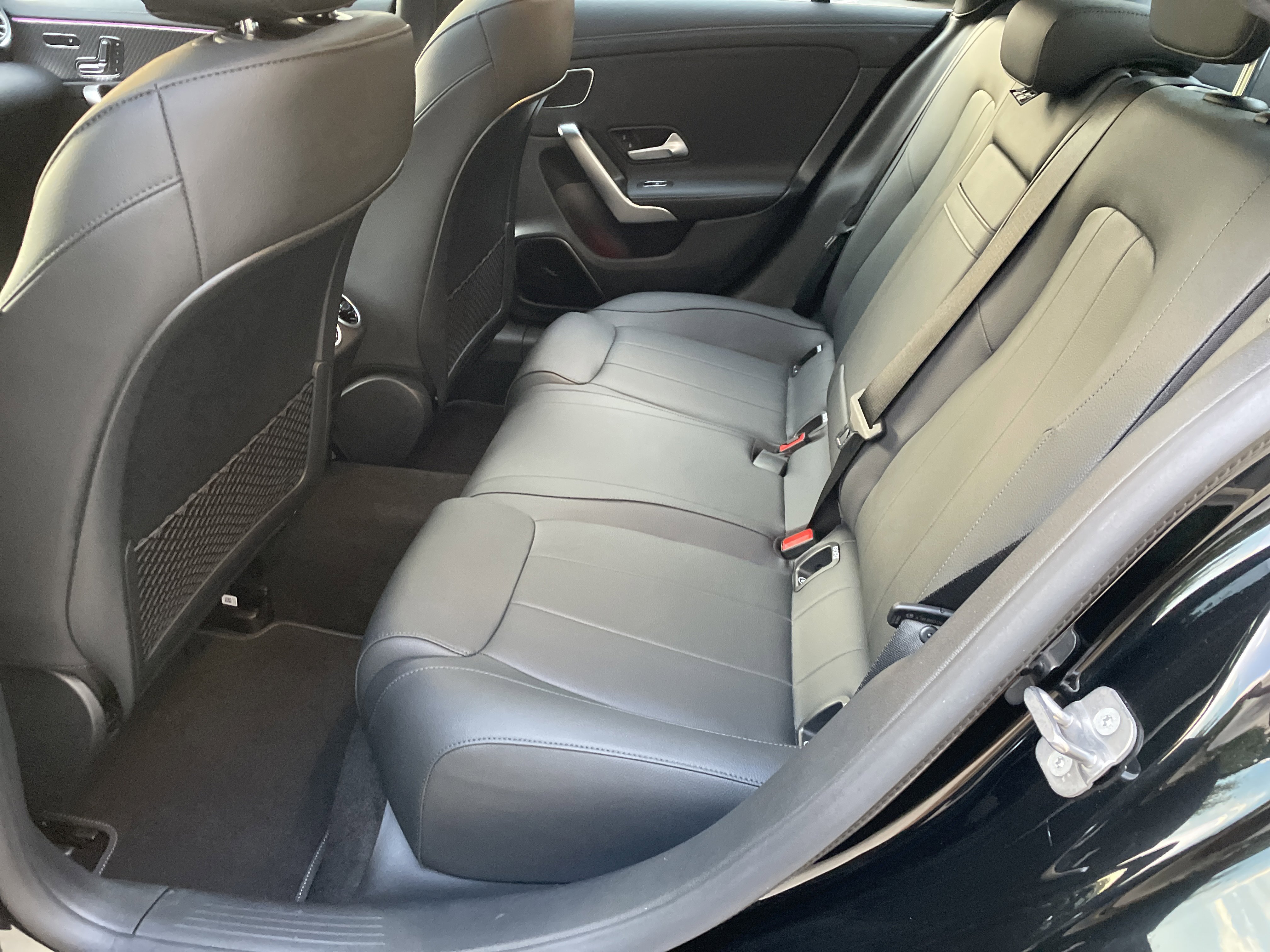 Used 2025 Mercedes-Benz CLA 250 4MATIC w/ Exclusive Package image 37