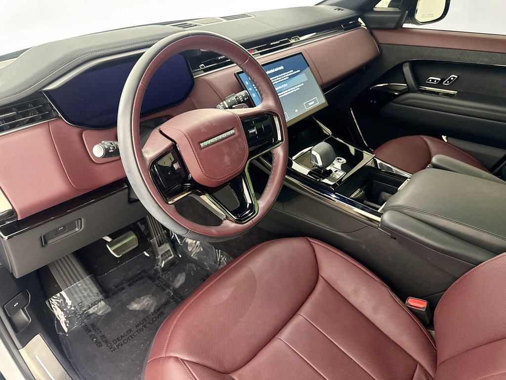 Certified 2025 Land Rover Range Rover Sport Dynamic SE AWD/4WD image 9