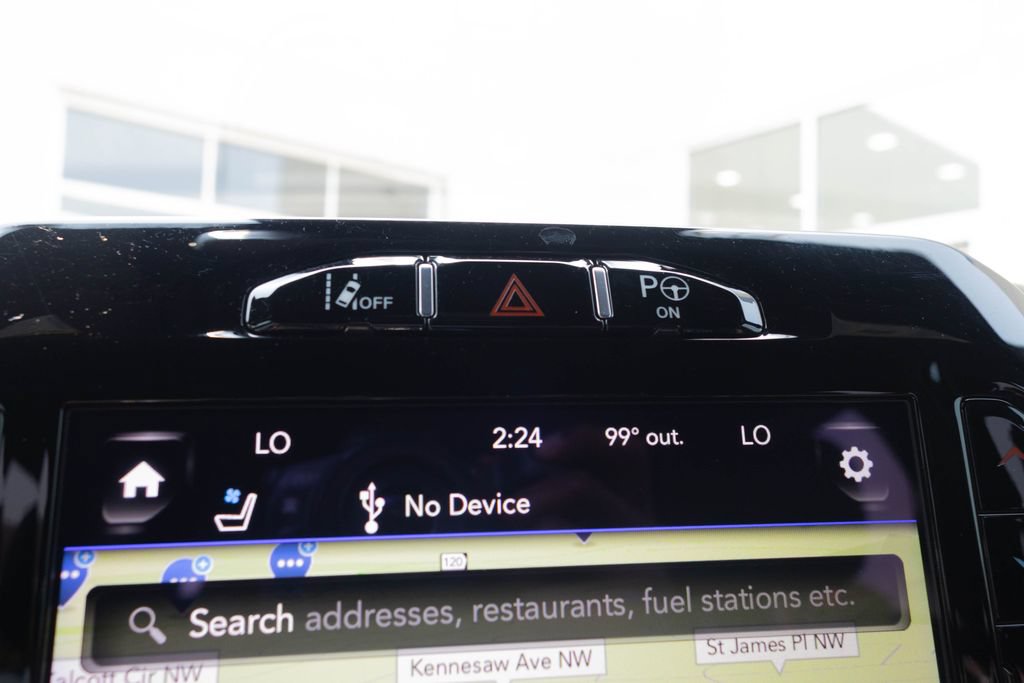 Used 2019 RAM 1500 Laramie AWD/4WD image 36
