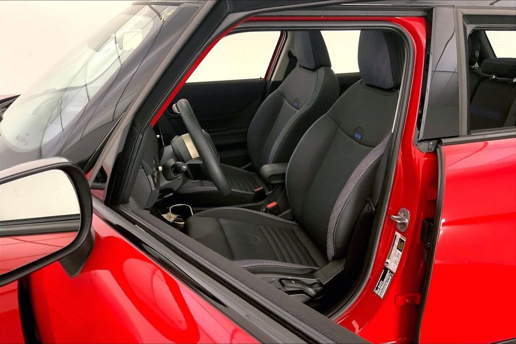 Certified 2025 MINI Cooper S image 13