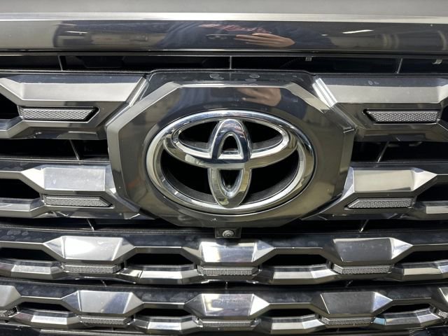 Used 2024 Toyota Tundra Platinum image 9