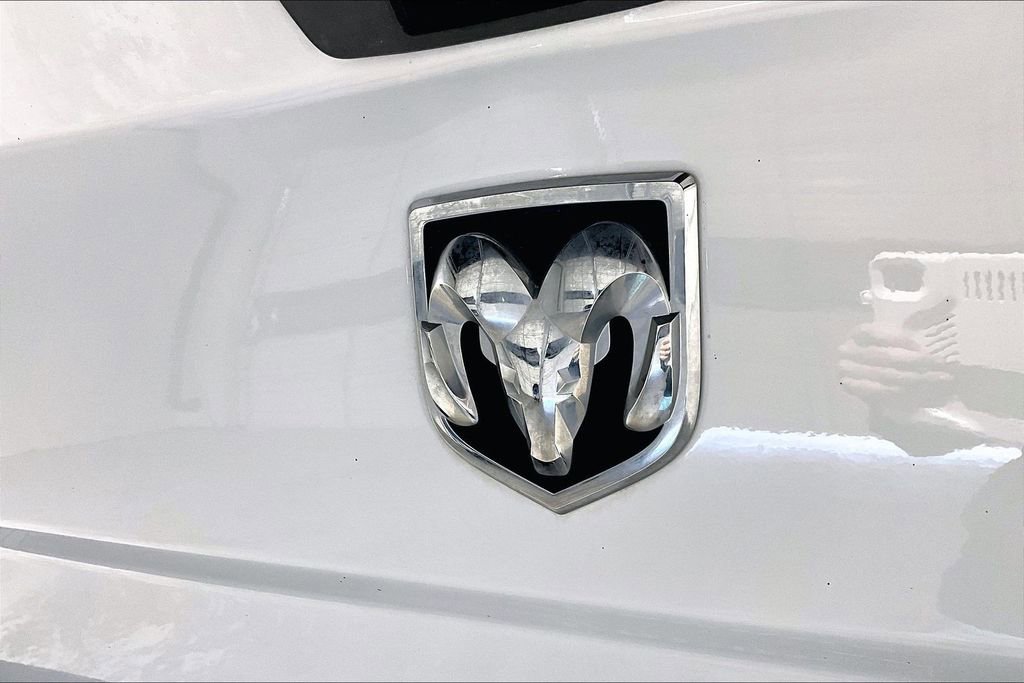 Used 2014 RAM 2500 Tradesman w/ Chrome Appearance Group AWD/4WD image 39