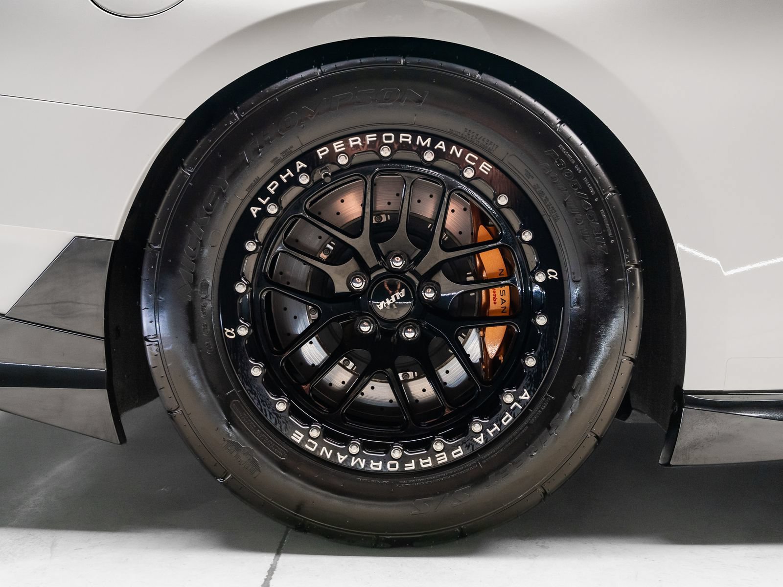 Used 2024 Nissan GT-R Premium w/ Premium Interior Package AWD/4WD image 33